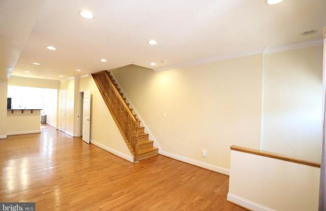 245 S HIGHLAND AVENUE Gallery 4