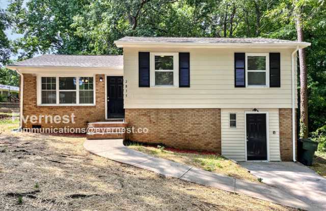2815 Crescent Lane - 2815 Crescent Lane, Gastonia, NC 28052