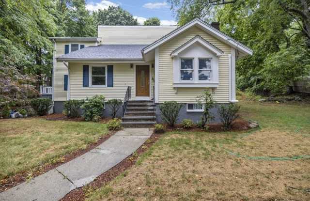 15 Bowman St - 15 Bowman Street, Lexington, MA 02421
