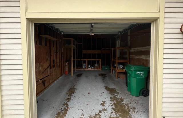 212 PERRYWINKLE LANE Gallery 2