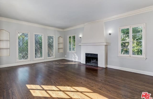 356 N Doheny Dr - 356 North Doheny Drive, Beverly Hills, CA 90211