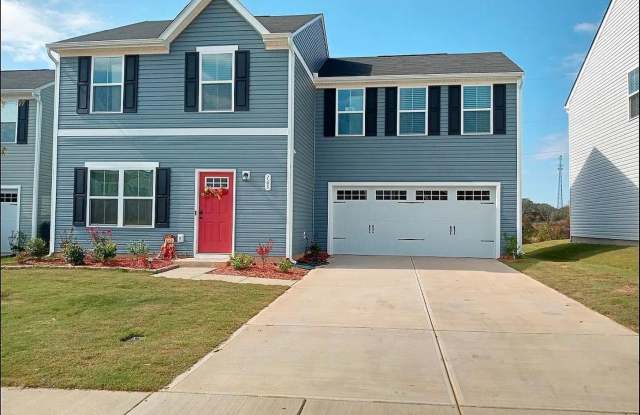 Room in 4 Bedroom Home in Troutman Gallery 1