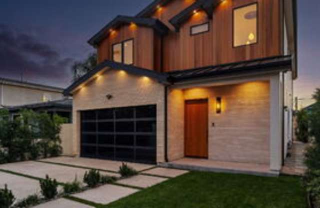 3517 Redwood Avenue photos photos