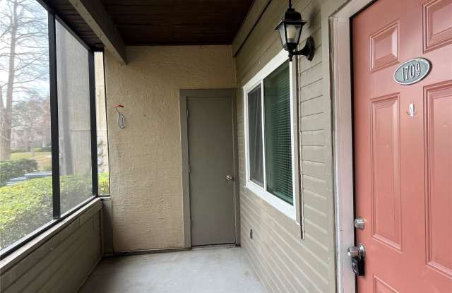 10265 Gandy Boulevard North - 11709 photos photos