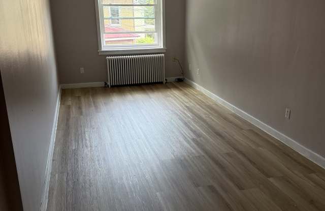 41 S Oak St photos photos