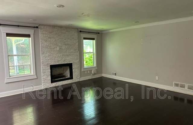 2270 Pine Stream Ct Gallery 3