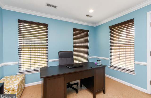 1500 GROSBEAK COURT Gallery 4