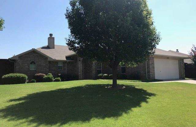 1505 Manten Boulevard - 1505 Manten Boulevard, Denton, TX 76208