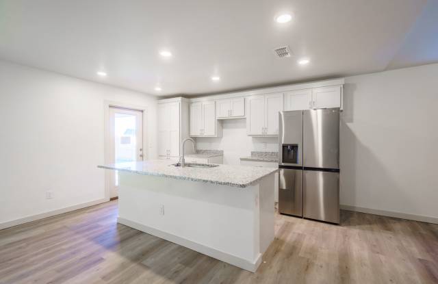 New Construction built in Elm Meadows photos photos