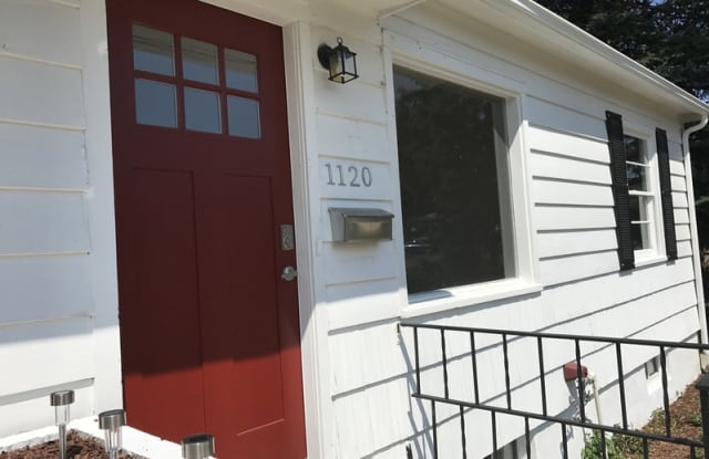 1120 E Columbia St - 1120 North Institute Street, Colorado Springs, CO 80903