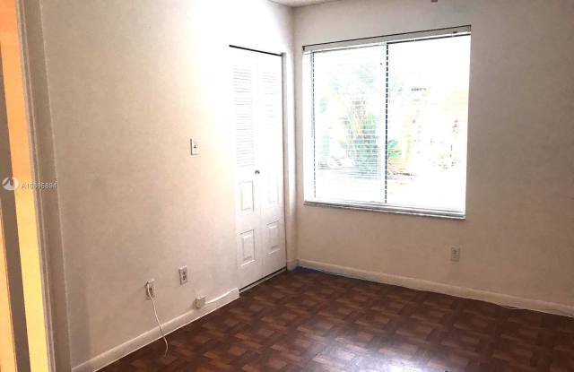 1026 Coral Club Dr. Gallery 4