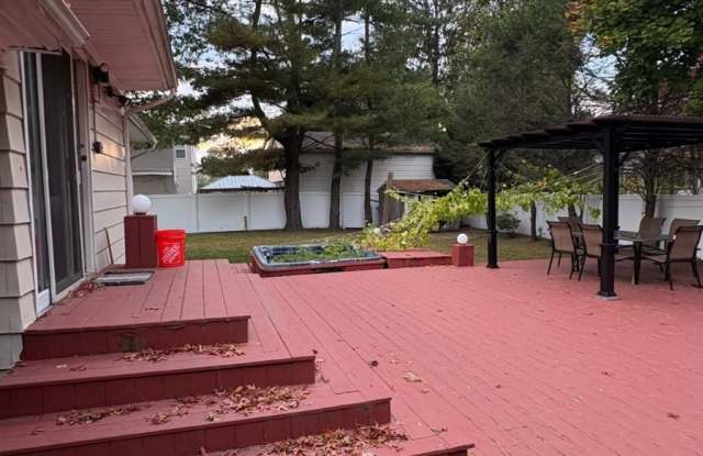 8 Howard St photos photos