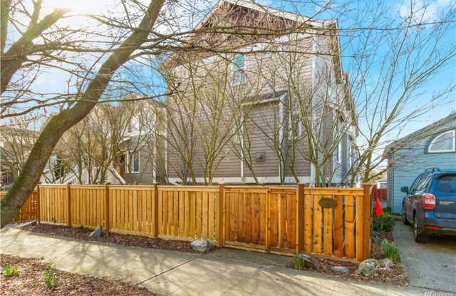 Beautiful 3 Bed 2.5 Bath Townhome in Roosevelt, Seattle photos photos Beautiful 3 Bed 2.5 Bath Townhome in Roosevelt, Seattle photos photos