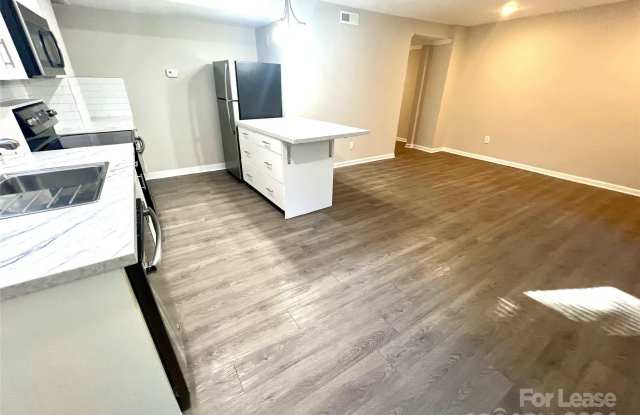 3110 Overbrook Terrace Gallery 4