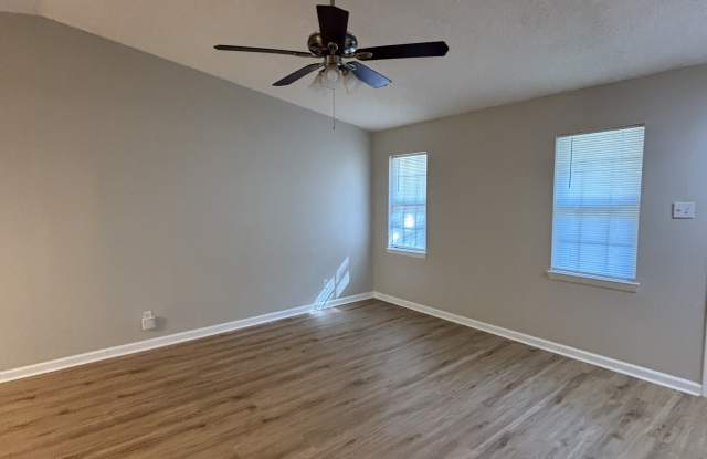 56 Meadowlark Dr Gallery 4