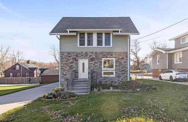 683 42nd Street photos photos