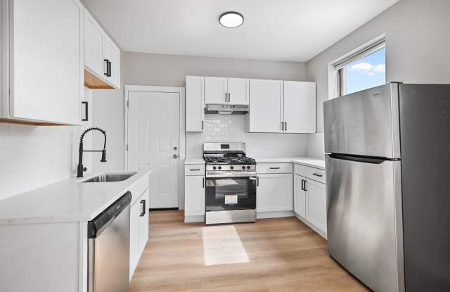 7518 N Seeley Ave, Apt 1E photos photos