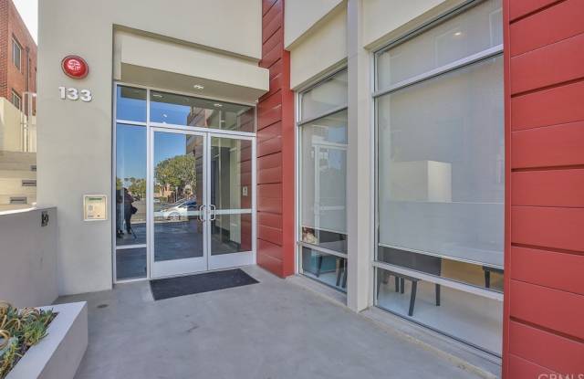 133 S Los Robles Avenue Gallery 3