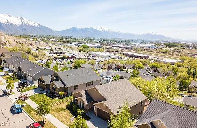2304 Alaska Avenue photos photos