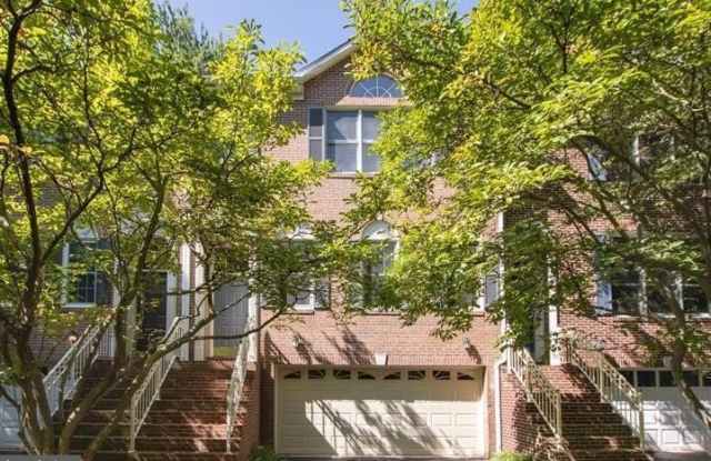 2902 OAKTON CREST Place - 2902 Oakton Crest Place, Oakton, VA 22181