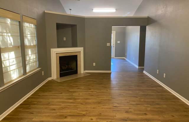 216 Brookstone Drive Gallery 2