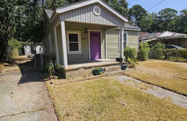 4565 Wells St photos photos