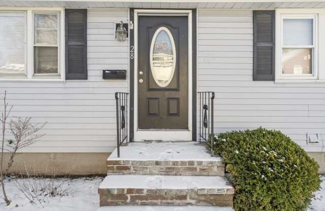 28 Frost Ave photos photos