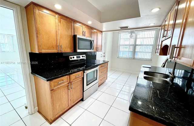 1501 S Ocean Dr photos photos