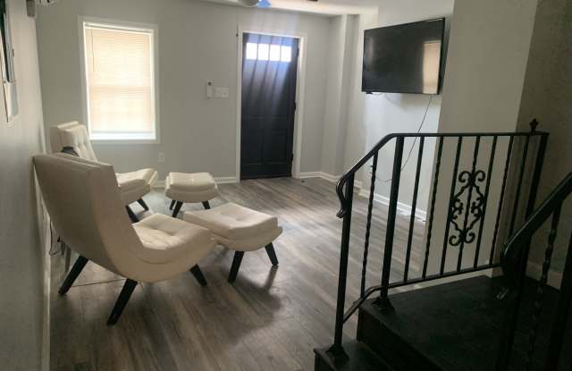 1212 N King St photos photos