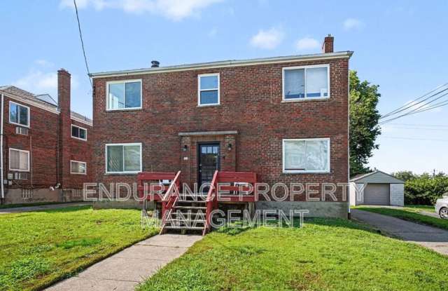629 Maple Dr photos photos