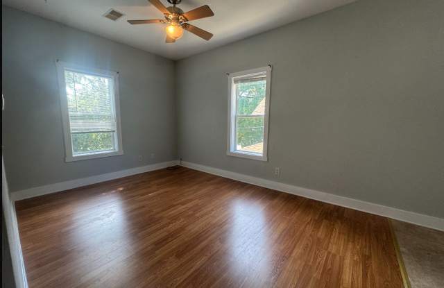 907 West 3rd Street - B photos photos