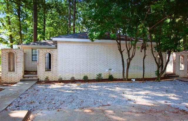 302 Bellevue Circle photos photos