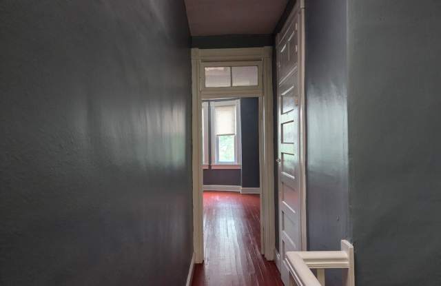 Charming 4BR House in Baltimore Gallery 3