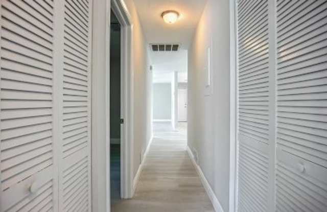 5542 32nd Ave Sw Gallery 2