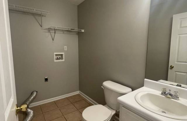 Foxchase Subdivision! Gallery 4
