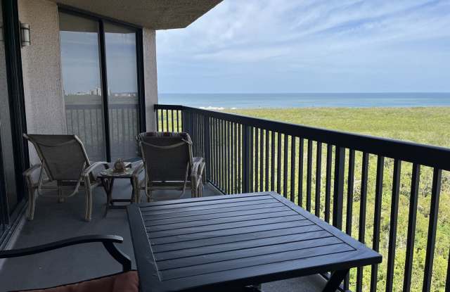 ** PELICAN BAY THE DORCHESTER HIGH RISE BEAUTY ** BEST VIEW ** 12TH FLOOR ** AVAILABLE AS A SEASONAL OR ANNUAL STARTING 1/3/2027** PELICAN BAY ** photos photos ** PELICAN BAY THE DORCHESTER HIGH RISE BEAUTY ** BEST VIEW ** 12TH FLOOR ** AVAILABLE AS A SEASONAL OR ANNUAL STARTING 1/3/2027** PELICAN BAY ** photos photos