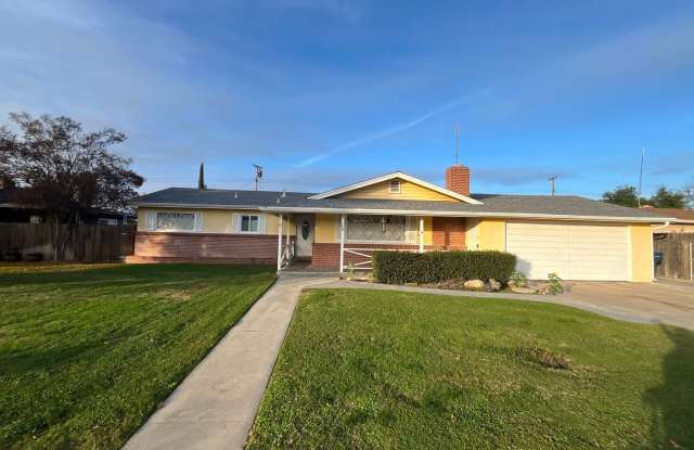 Cozy Home for rent in Tulare photos photos