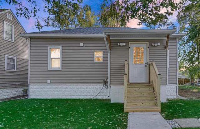 1047 Ralston Street Gallery 2