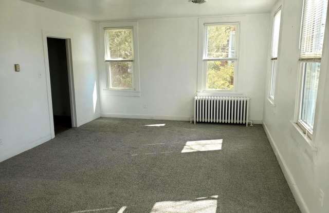611 LOCUST STREET Gallery 2