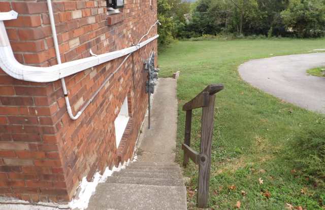 171 Thistlewood Avenue Gallery 3