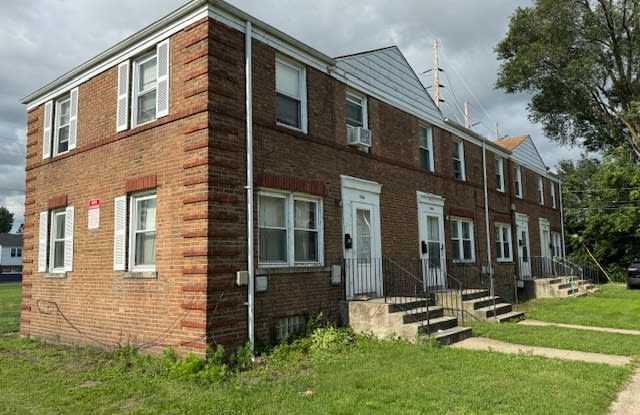 7238 Columbia Ave. - A photos photos