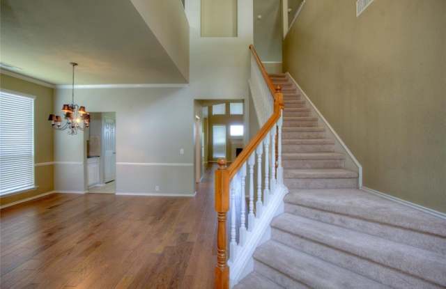 11161 Balcones Drive Gallery 2