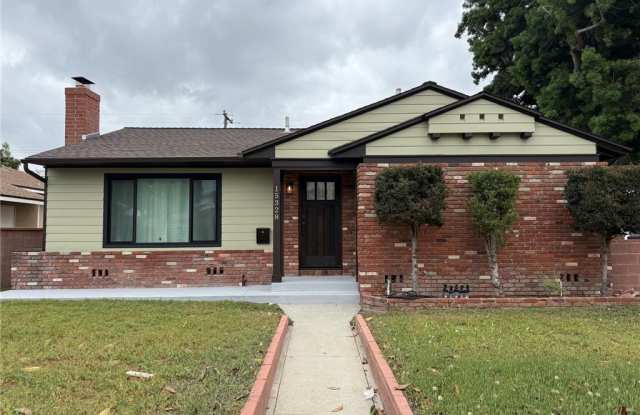 15328 Flatbush photos photos