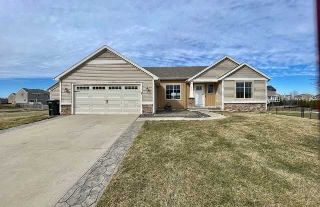 Three Bedroom Home in Caledonia - 309 Robin Court, Allegan County, MI 49316 Three Bedroom Home in Caledonia - 309 Robin Court, Allegan County, MI 49316