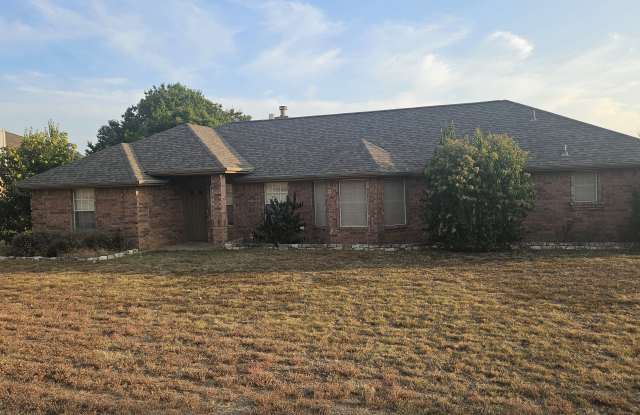 408 Hillside Dr - 408 Hillside Drive, Aledo, TX 76008