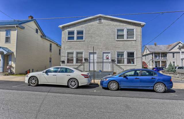 38 N. Penn St. - 3 Bedroom - $1200/ month (inc min w/s/t/) - 38 North Penn Street, Shippensburg, PA 17257