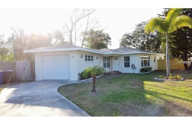 208 RICHARDS AVENUE - 208 Richards Avenue, Clearwater, FL 33755