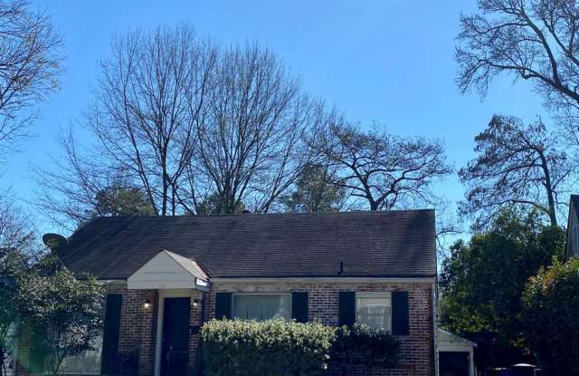 South Highlands Bungalow for Lease | 71104 | 3 BR 2 BA - 621 Dudley Drive, Shreveport, LA 71104