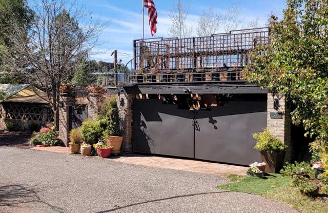 Unfurnished, 1-year long-term rental Gallery 2