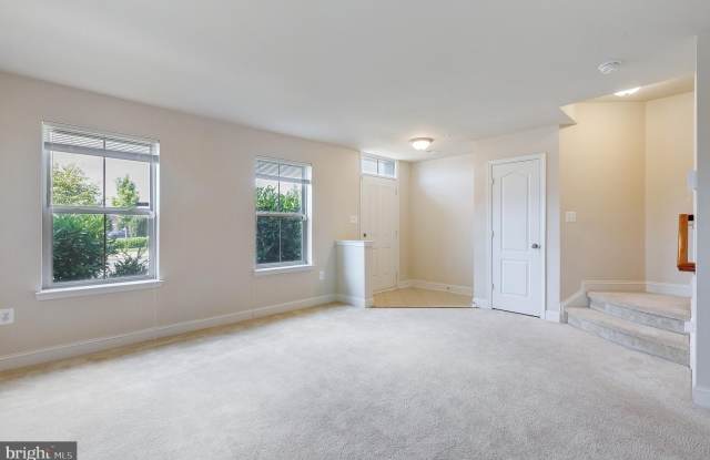 22711 NEWCUT ROAD Gallery 4
